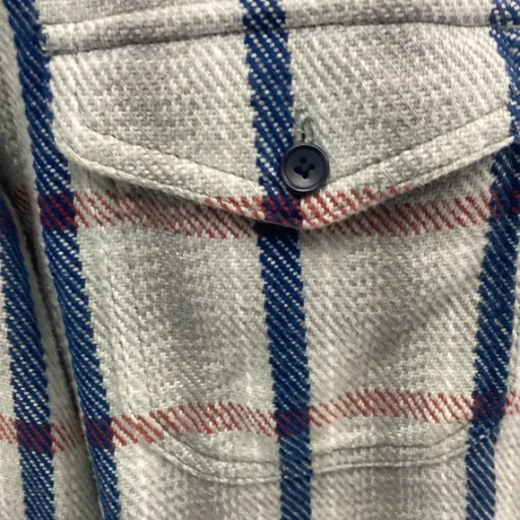 Plaid Button-Up Outerknown blanket Shirt - Picture 3 of 6